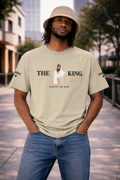 NEW!!! Godfidence The King Oversized faded t-shirt